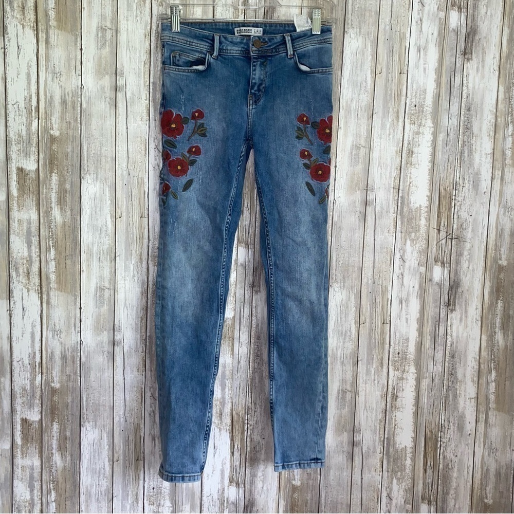 Zara Floral Embroidered Jeans Ankle Crop Skinny Blue Denim Size 2 - Picture 2 of 10